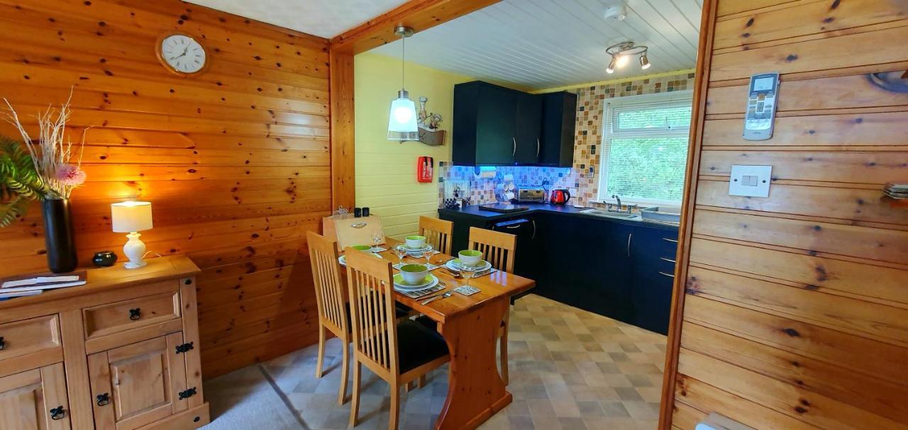 Torcroft Lodges Drumnadrochit Esterno foto